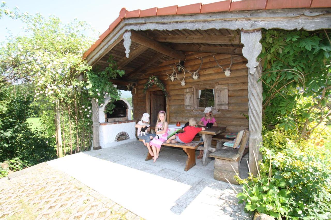 Gaestehaus Herbstbauernhof Siegsdorf Esterno foto