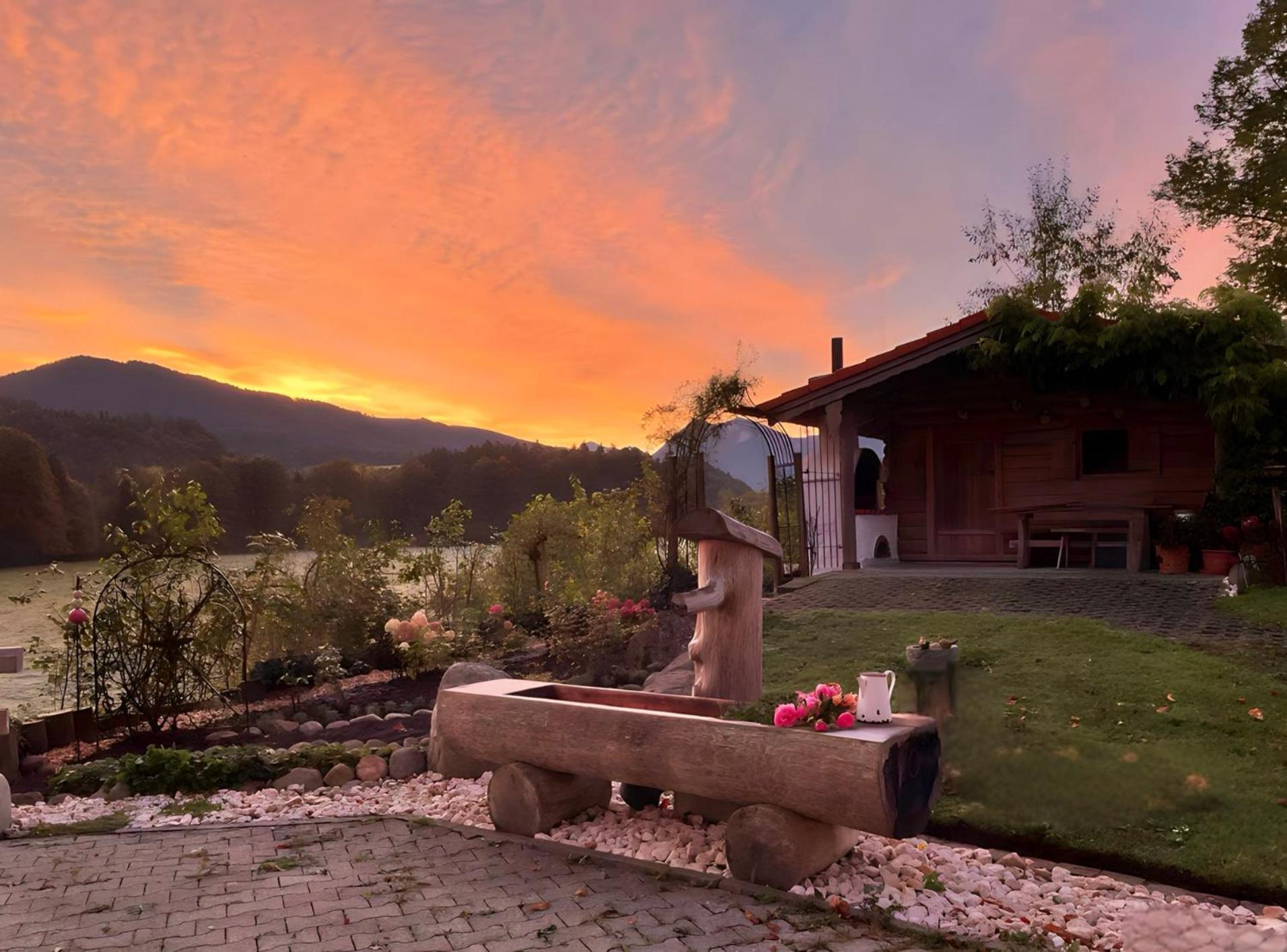 Gaestehaus Herbstbauernhof Siegsdorf Esterno foto